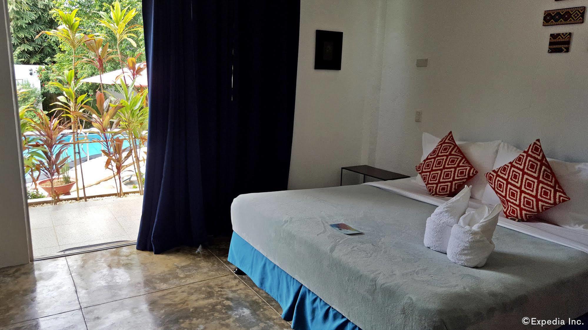 Paboreal Boutique Hotel Puerto Princesa Екстер'єр фото