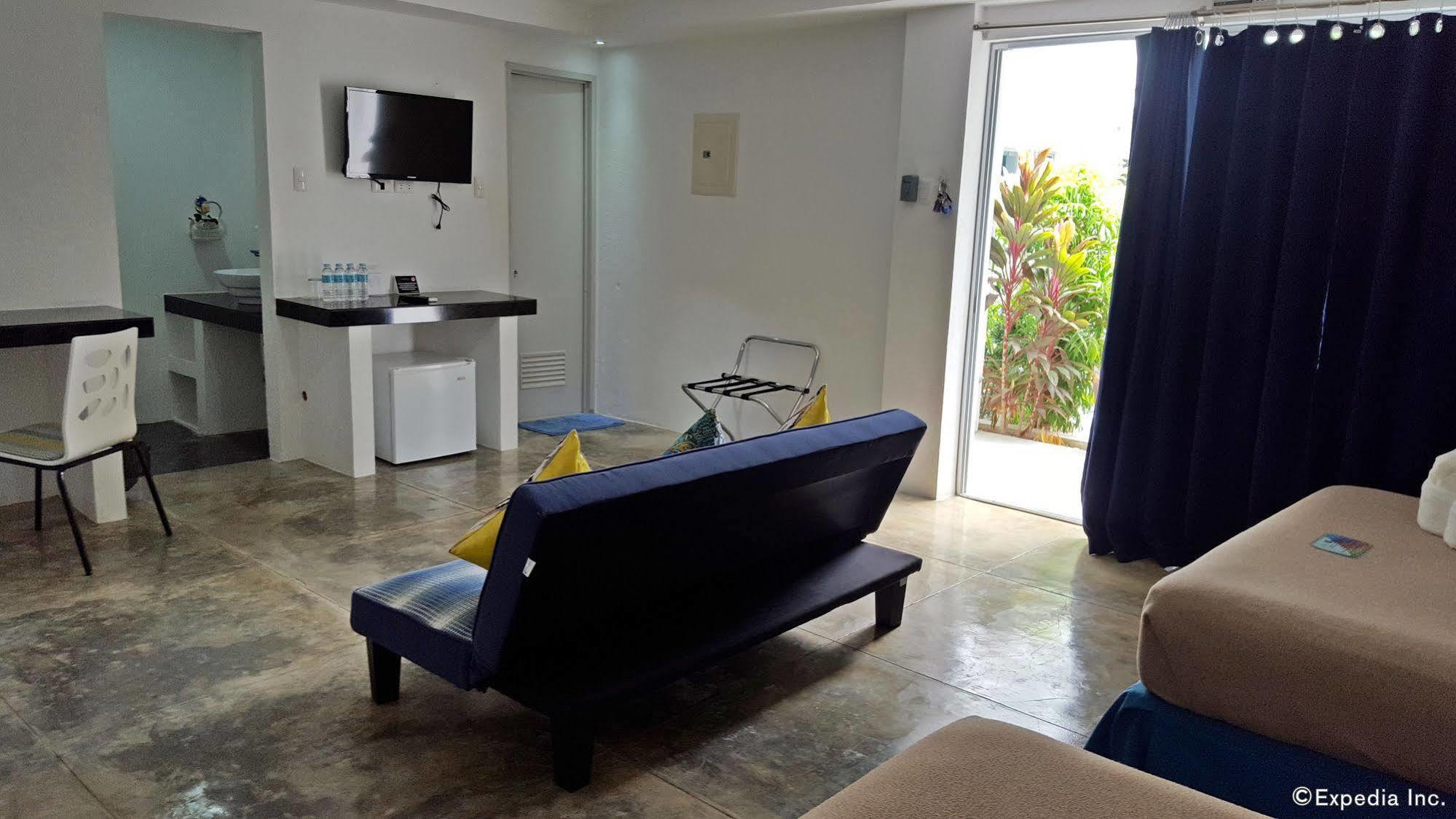 Paboreal Boutique Hotel Puerto Princesa Екстер'єр фото